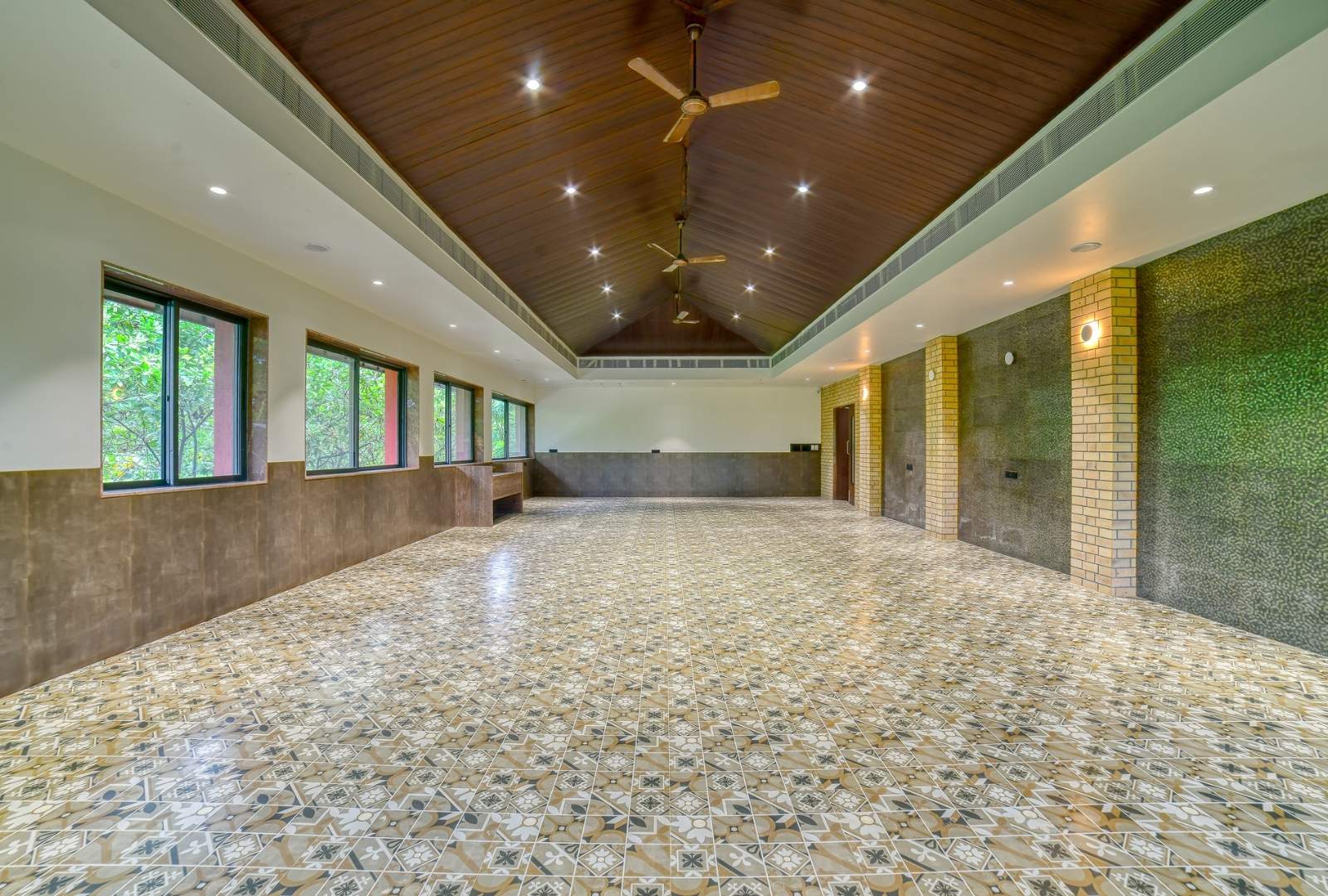 Hall5